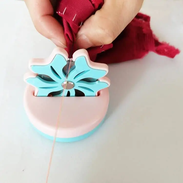 

Blade Saver Thread Cutter Yarn Cutter for Sewing Quilting DIY Hand Sewing