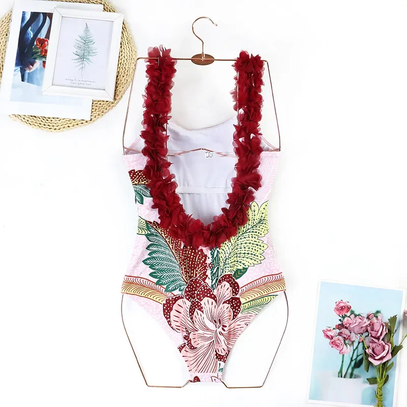 Цельный купальник женский винтажный принт с рюшами и цветами на бретелях