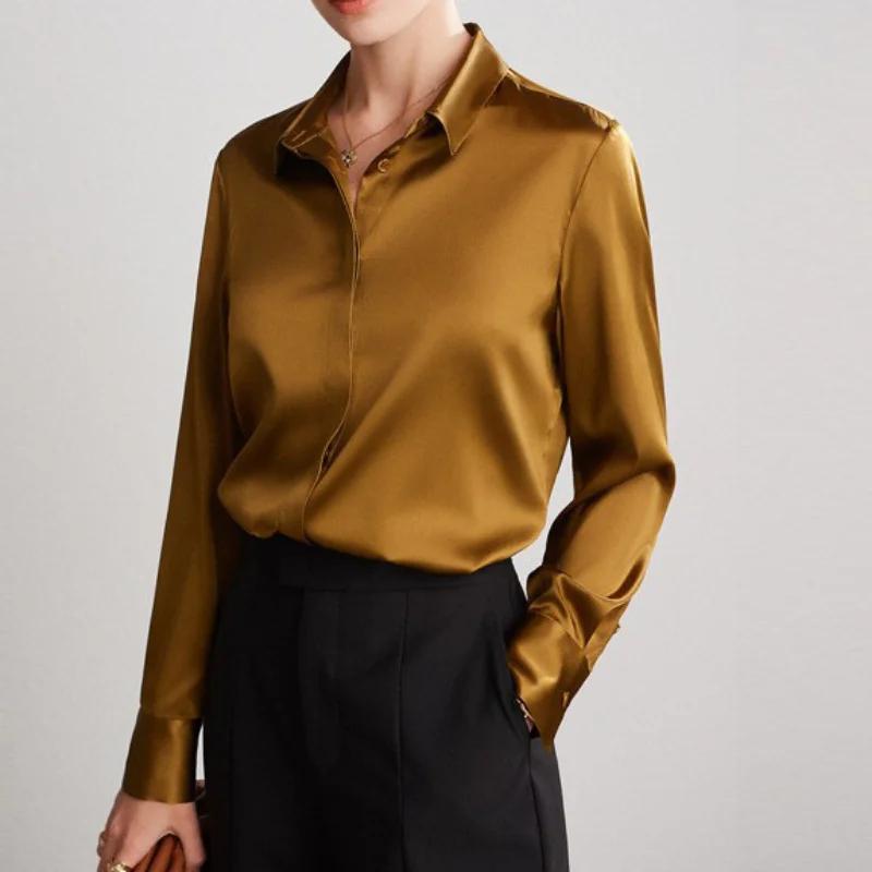 Рисунок 5 - Женская блузка с длинным рукавом