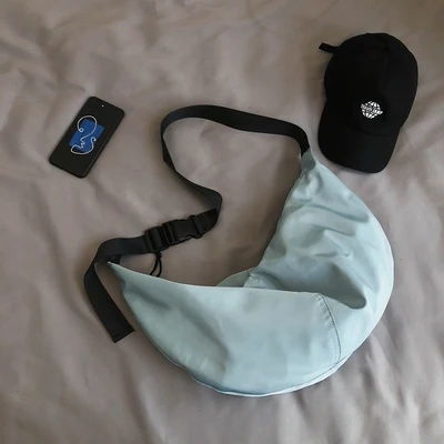 Men's and women's shoulder bag leisure student bag high quality Oxford women's crossbody bag waterproof outdoor fitness bag