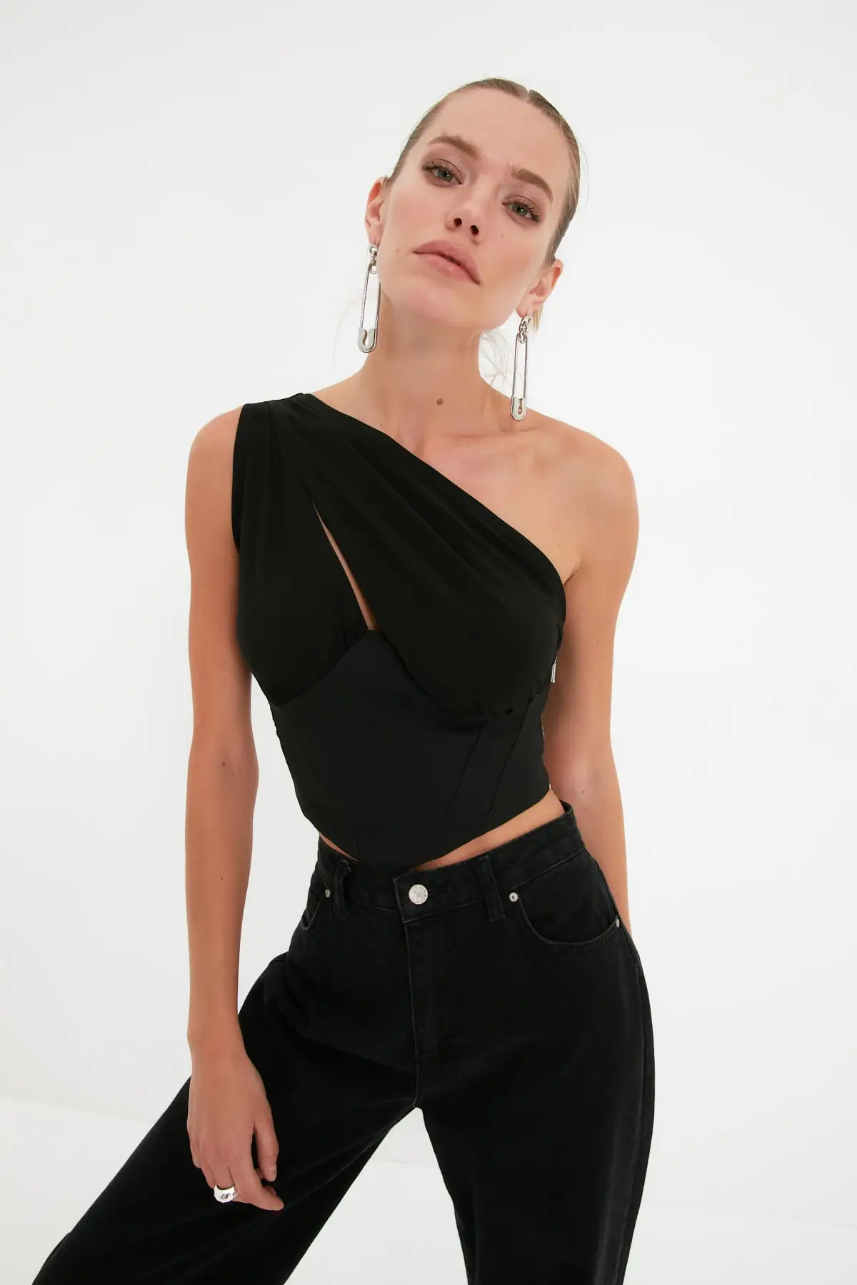 

Trendyol Collar Detaylı Bluz TPRAW22BZ0780