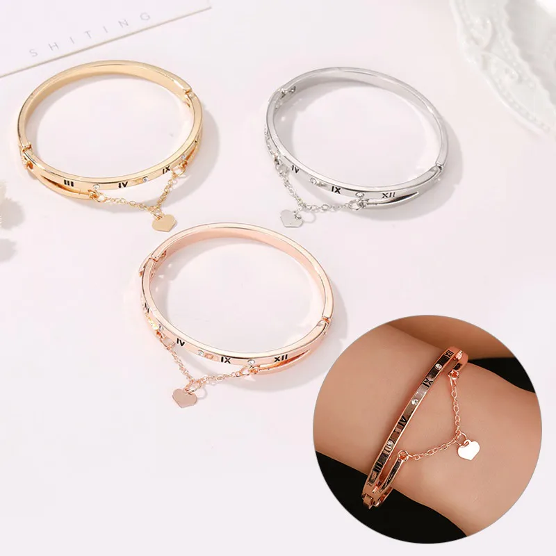 

New Love Roman Numeral Bangles for Women Tassel Peach Heart Charm Temperament Korean Bracelet Jewelry Pulseras Mujer Moda 2021