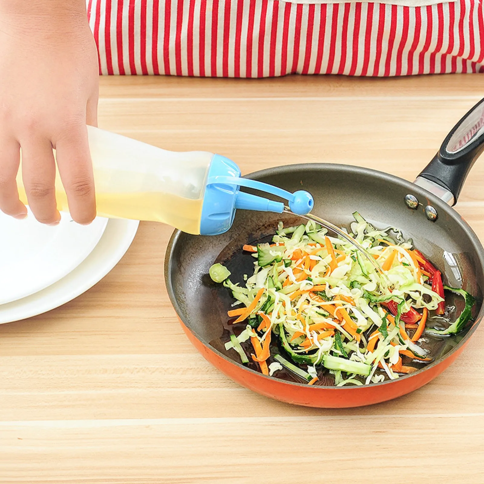 Бутылки для приправ бутылки кетчупа горчицы Mayo горячих соусов оливкового масла