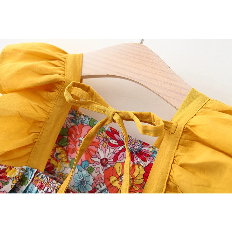 Летнее платье для маленьких девочек 2022 одежда костюм детское пляжное без рукавов