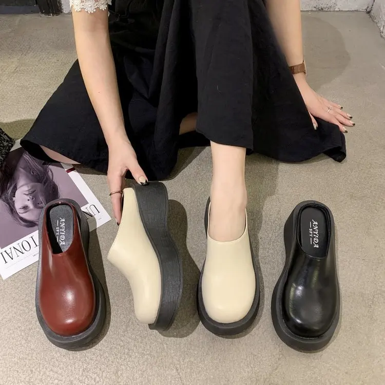 

2022 New Spring Flats Women Shoes Round Toe Loafers Platform Wedge toe half slippers Black Beige Moccasin Mules Shoes For Women