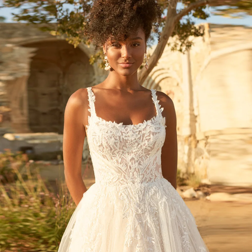 Рисунок 3 - Роскошные свадебные платья TIXLEAR