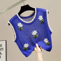 contrast color flower round neck pullover sleeveless thin slim fit short knitted vest for women hollow out knit tank tops mujer