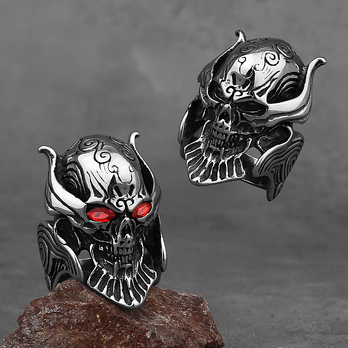 

Domineering Tooth Wolf Armor Stainless Steel Ring High Quality Fashion Motorcycle Red Eye Japanese Hell Devil Ring Ring Jewelry