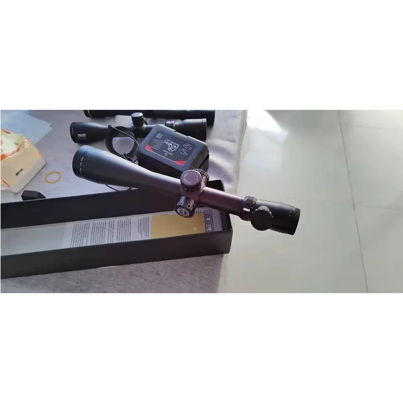 

Liu Po M33.5-10x50 metal material side adjustment with light 3.5 times to 10 times external adjustment 30mm diameter