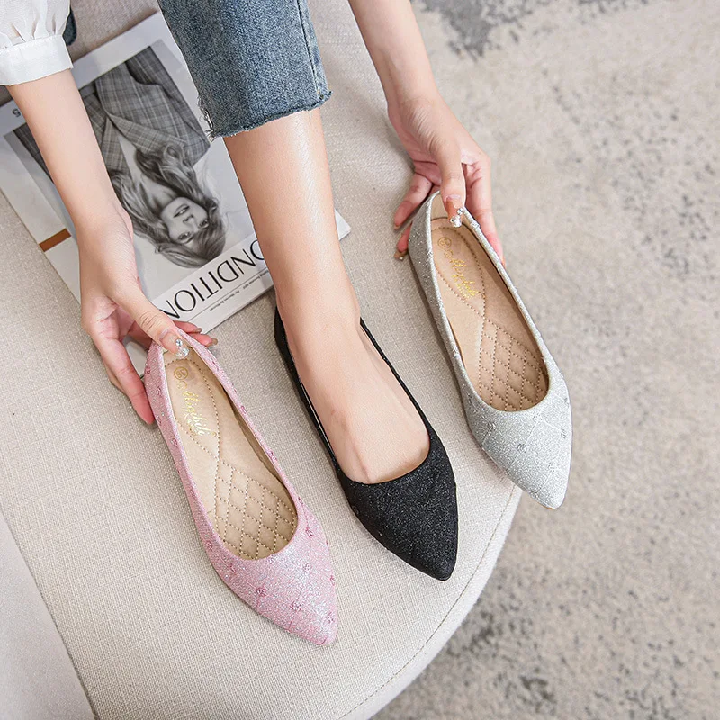 

Shoes Women Ballet Flats Fashion Pointed Toe Sandals Bling Slip on Loafers Big Size Flat Slides High Quality Maternity Shoes