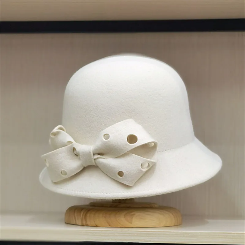 

202309-2508373 шикарная Прямая поставка, японская осенне-зимняя Панама в горошек с бантом, изящная шерстяная фетровая женская шляпа для отдыха, женская модель