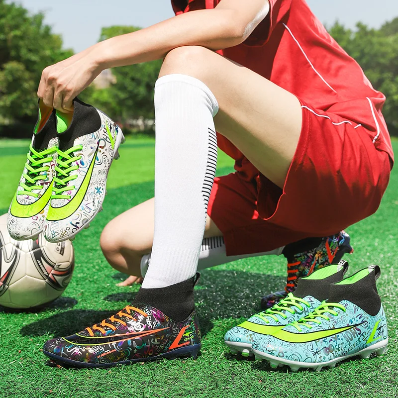 New Colorful Leather Print Soccer Cleats Men Outdoor Turf Soccer Shoes For Men Professional Football Boots Men chuteira society