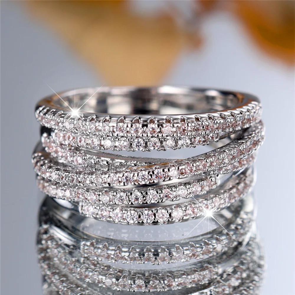 Уникальное Женское Обручальное кольцо с белым цирконом на палец винтажное