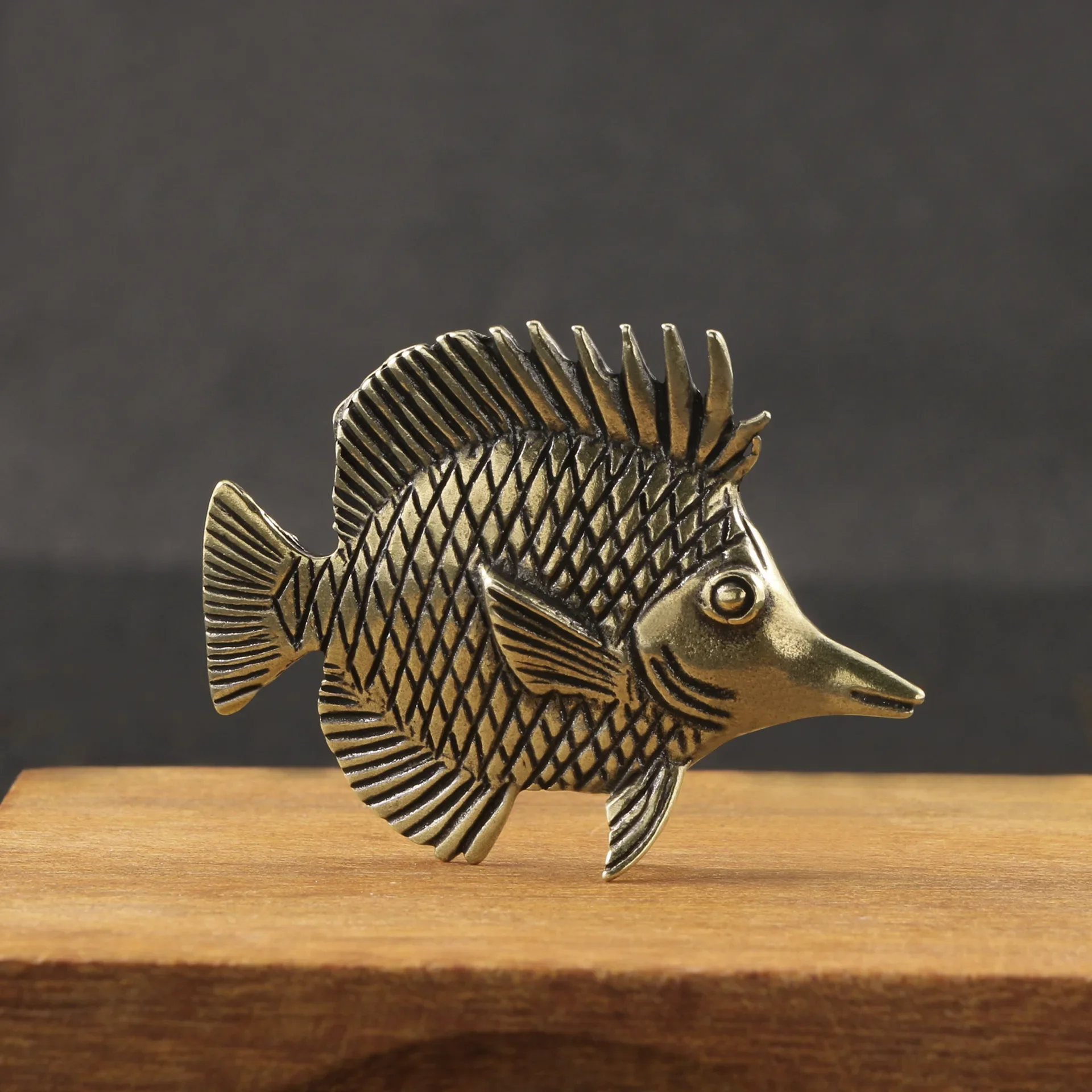 

Медные декоративные рыбки OIMG