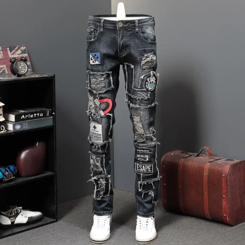 

New Designer Men Famous Brand Luxury Embroidered Jeans Slim Fit Mens Hole Ripped Biker Straight Denim Pencil Pants