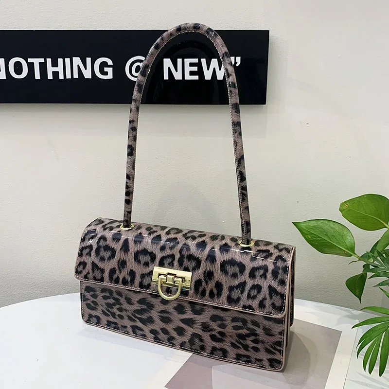 Новинка 2024 модная простая сумка на плечо для женщин леопардовая женская