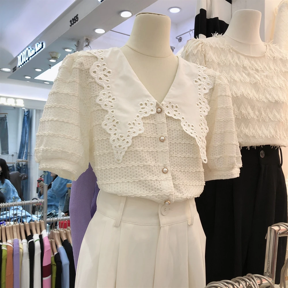 

Women's Elegant Lace Collar Short Sleeve Single Breasted Shirt Lady Summer Cute Puff Sleeve Solid Color Shirt Top