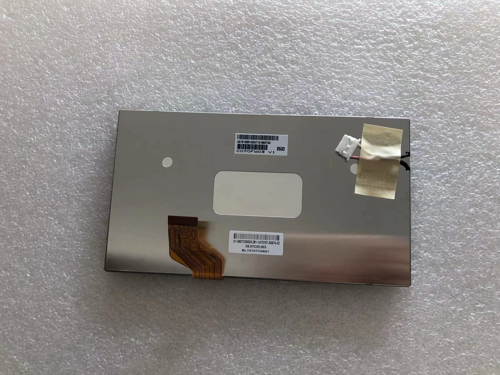 Бесплатная доставка, новый 7-дюймовый ЖК-дисплей C070FW03 V1 c070fw03 v1 для автомобильного дисплея, 480(RGB)× 234 76PPI