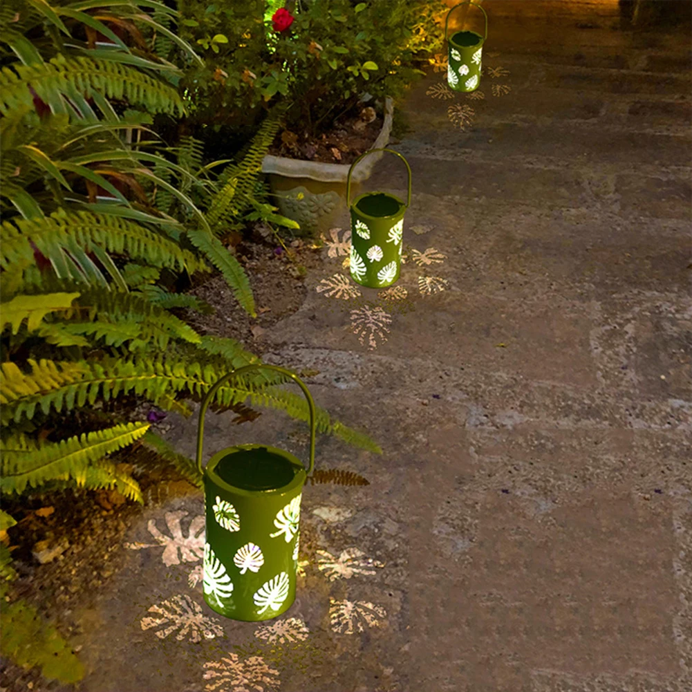 

Waterproof Solar Lamp Outdoors Retro Hanging Solar Lantern Lamp Metal Leaf Projection Light for Garden Yard Landscape Lighting