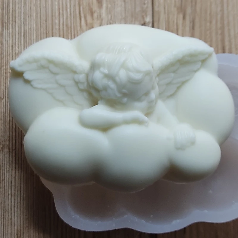 Молд Ангел в облаках