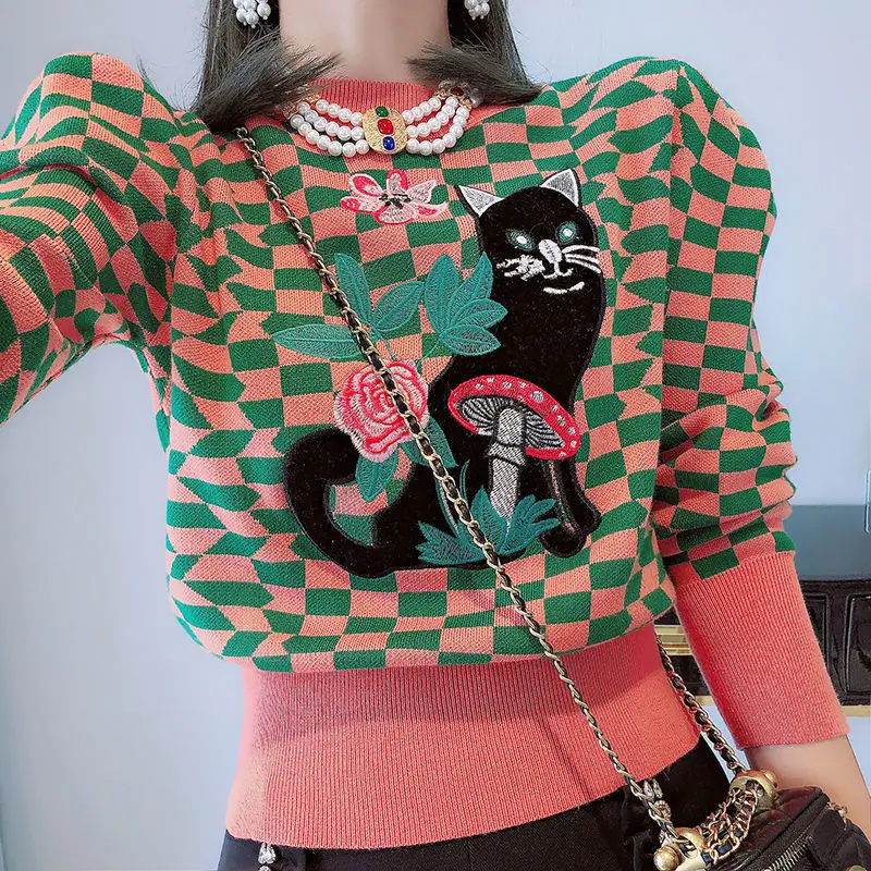 

Spring 2022 New Versatile Round Neck Bubble Sleeve Cute Cartoon Cat Embroidery Waist Closing Sweater Female