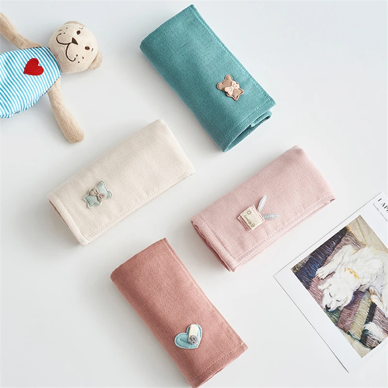 

25x50cm Small Cotton Gauze Applique Embroidery 3D Cartoon Animal Heart Children Baby Kids Hand Face Towel