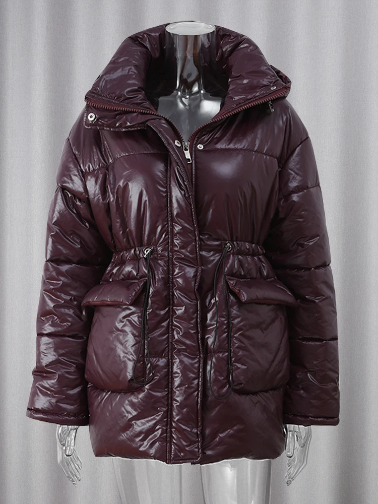 Зимняя теплая бордовая утепленная хлопковая куртка женская элегантная с