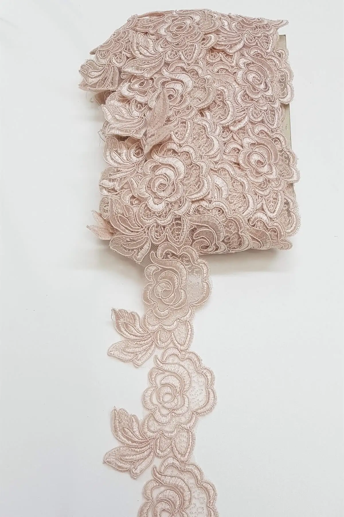 

Французское Сетчатое кружево с узором в виде порошка розы