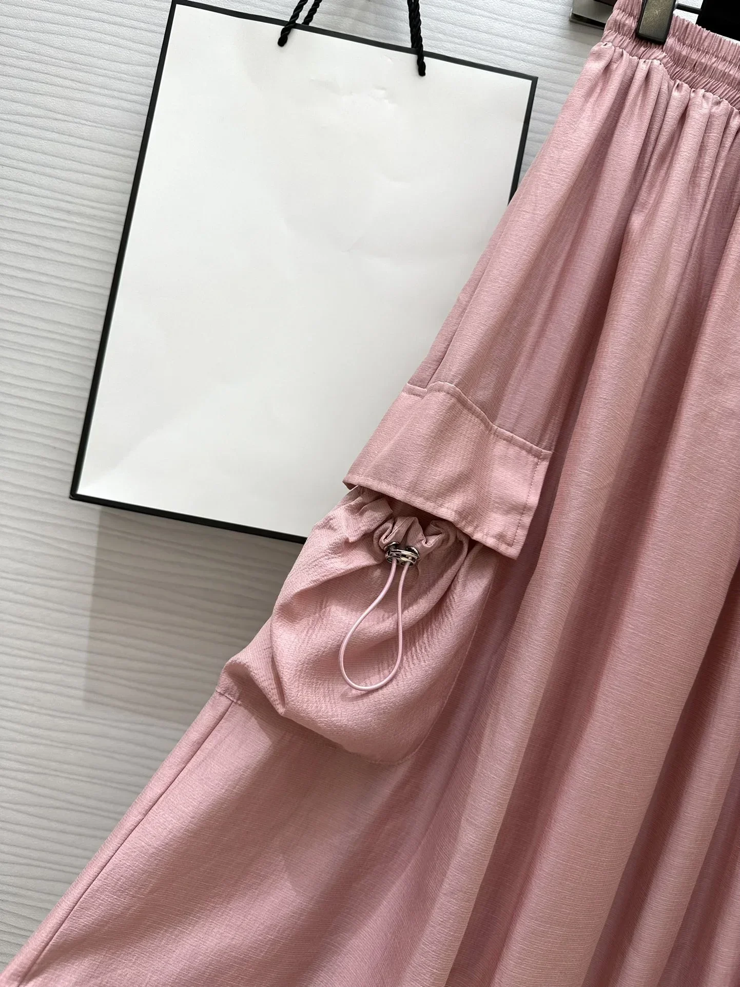 Комплект женский из 2 предметов шикарные и элегантные женские комплекты 2024