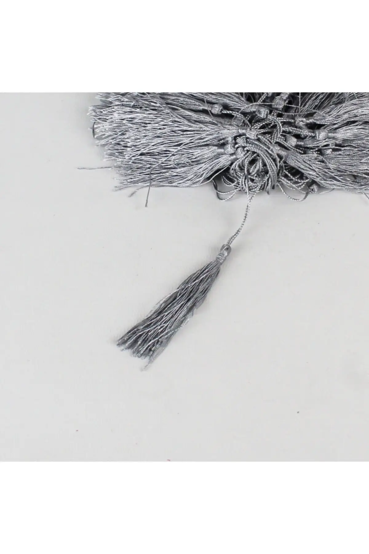 

100 pcs Gray Silver Tassel Wedding Favors Baby Shower Favors Decoration Rope Tassel Ornament Material henna bride veil welon