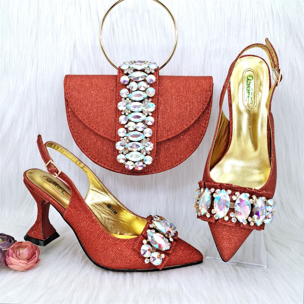 

2021 Popular Comfortable Heels Italian Women Shoes and Bag Set in Gold Color New Arrivals Slingbacks with Appliques for Party