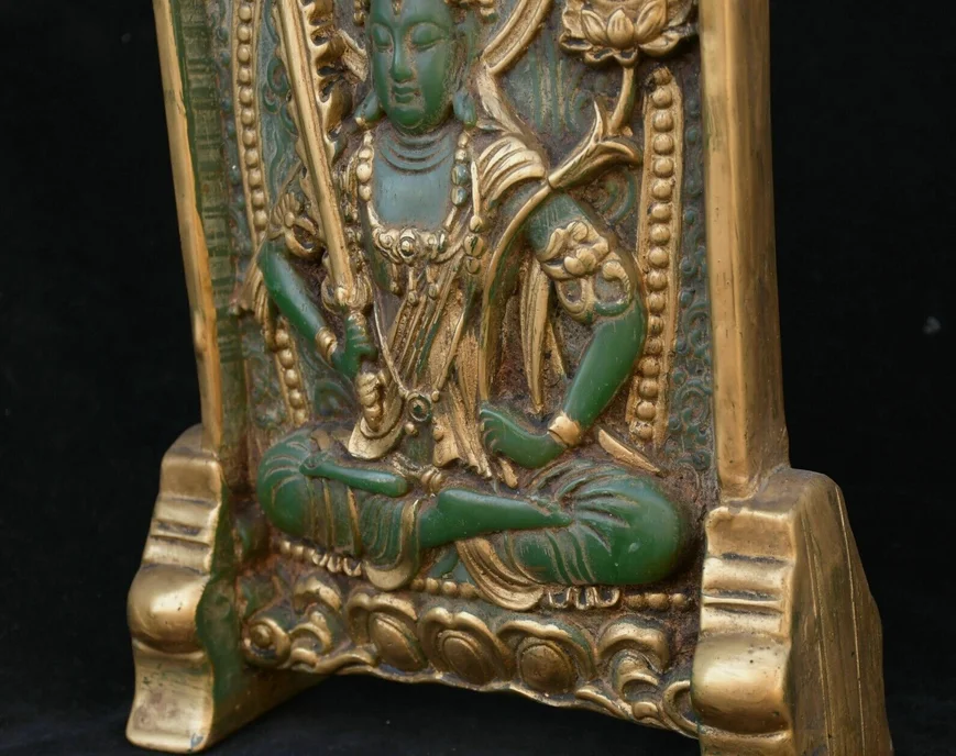 Зеленый нефритовый позолоченный экран Wenshu Manjushri Wisdom Sword Goddess