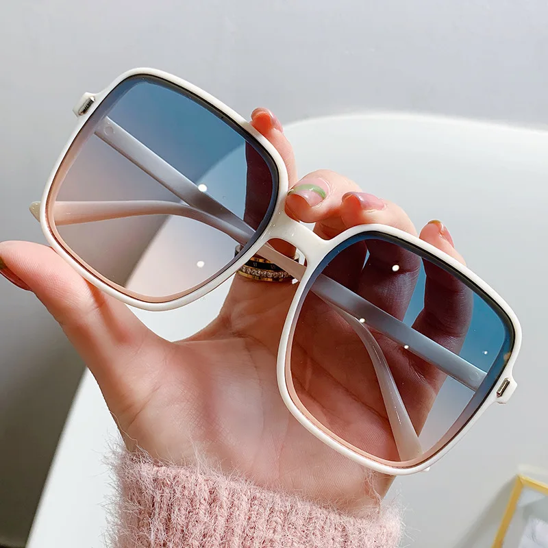 

New Rice Nail Square Sunglasses Women's Brand Designer Fashion Sun Glasses Summer Outdoor Travel Eyewear UV400 Oculos De Sol