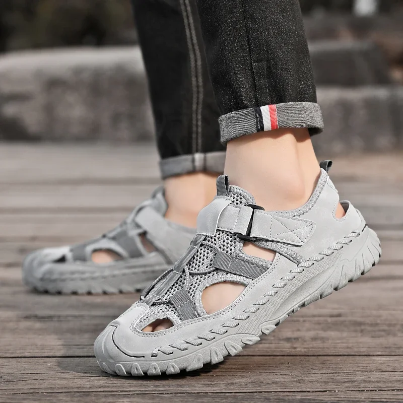 Summer Men Sandals Genuine Leather Mens Casual Shoes Outdoor for Beach Roman mens