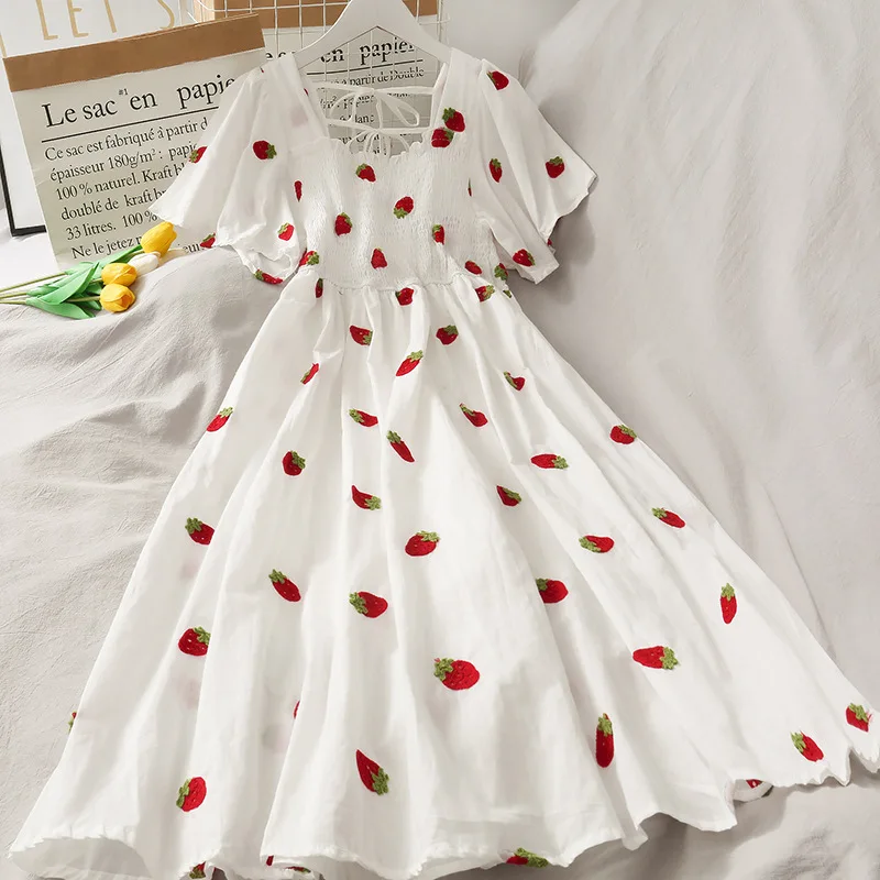 Купи Vintage Kawaii Strawberry Dress Women Sexy Ruffle Puff Sleeve Off Shoulder Embroidery Summer Party Dresses 2021 Korean Elegant за 401 рублей в магазине AliExpress
