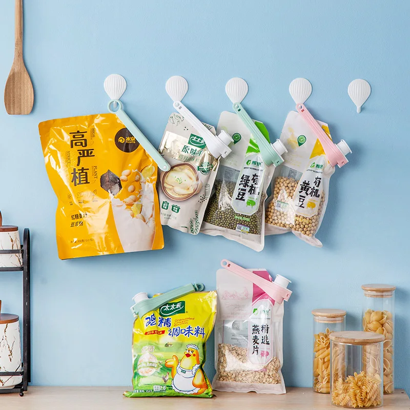 

Wall Mounted Storage Sealing Clip Nozzle Seal Clip Snack Food Plastic Bag Kitchen Seasoning Fresh Keeping Moisture Proof Tool