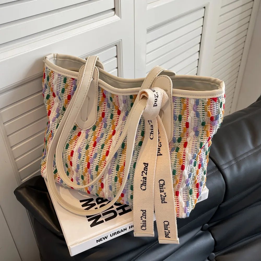 

Burminsa, плетеная Радужная ткань, большая сумка-тоут через плечо для женщин, новинка 2022, трендовые модные брендовые женские сумки-шопперы