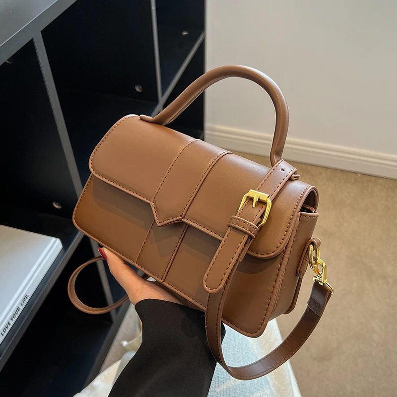 

2022 new bag fashion fashion crossbody bag retro matching small square bag single shouldern