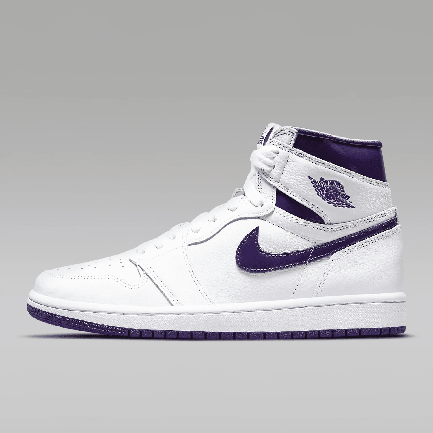 Фото Оригинальные баскетбольные кроссовки Nike Air Jordan 1 UNC To Chicago CD0461-151 №2