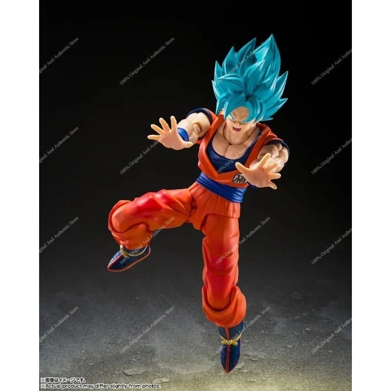 Фото В наличии 100% оригинальная фигурка Bandai SHFiguarts Dragon Ball Z Super Saiyan Blue Goku, коллекционная аниме-фигурка, украшение для рабочего стола, подарок. №2