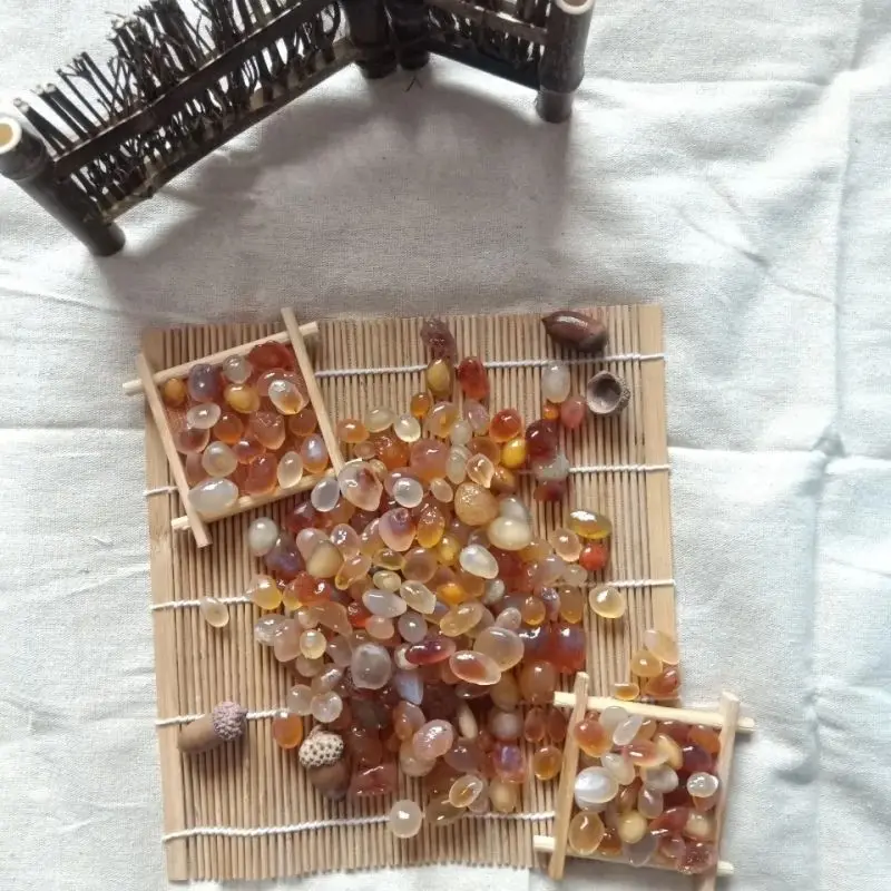 Inner Mongolia Alxa League Alxa Left Banner Sweet Heart Stone Agate Stone