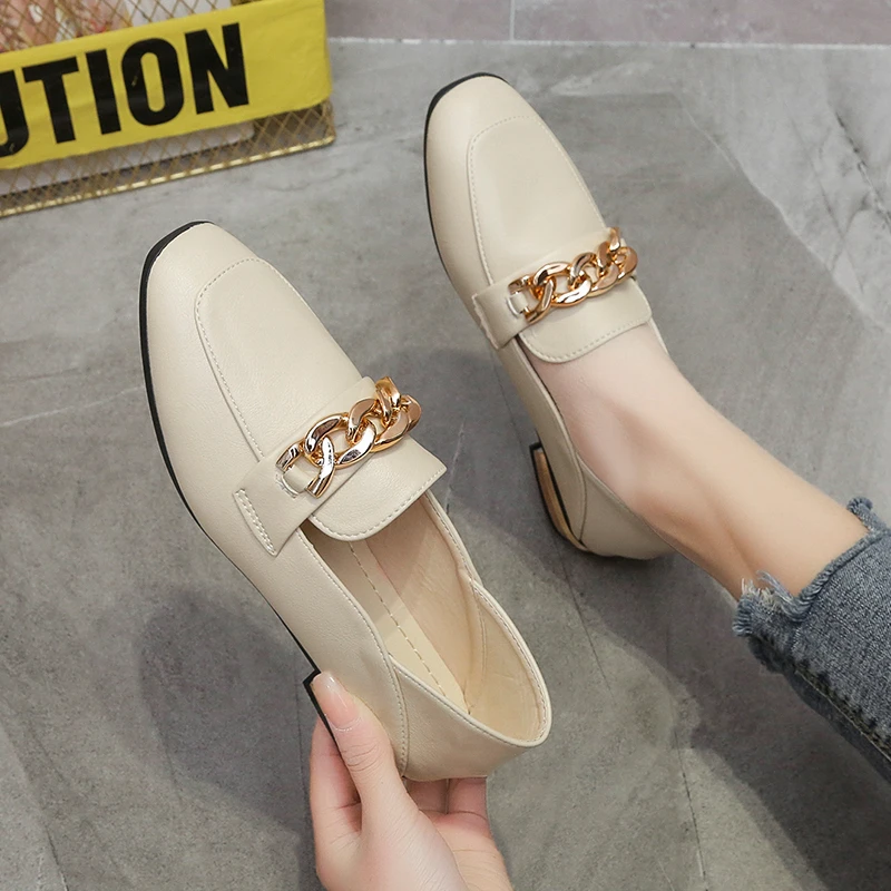 

2022 spring and autumn fashion British style retro square head metal decorative women's shoes PU casual student flat shoes