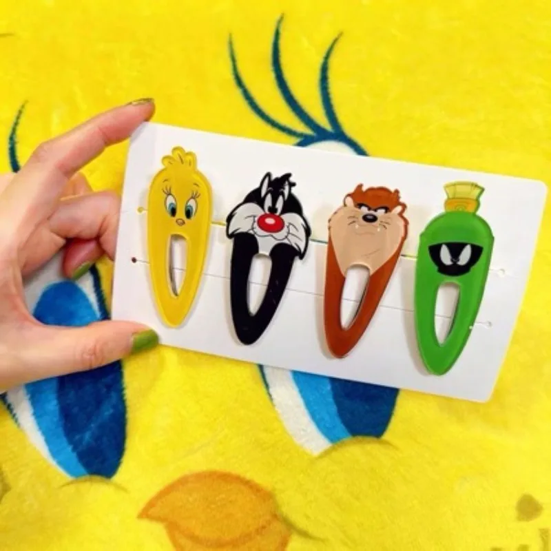 Фото Новая популярная заколка для волос с персонажами мультфильмов Looney Tunes: Твити, Глупый Кот, Зажим-уточка, Заколка для челки, Милый универсальный аксессуар для волос №2