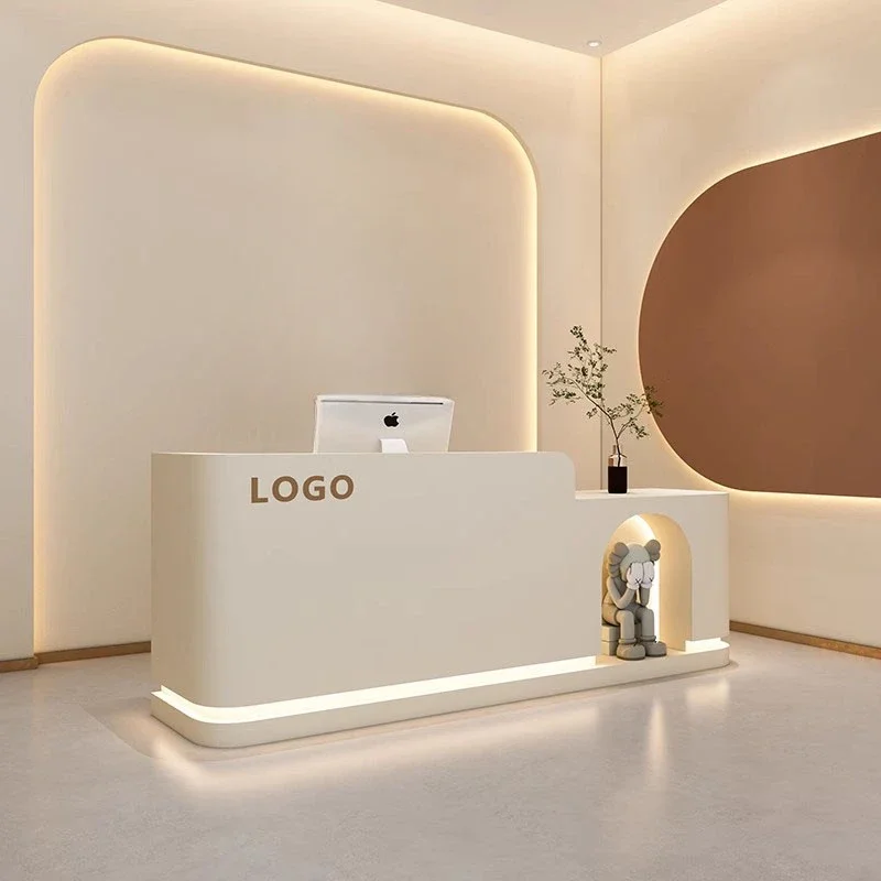 Рабочая станция для обслуживания стойка регистрации касиры современная