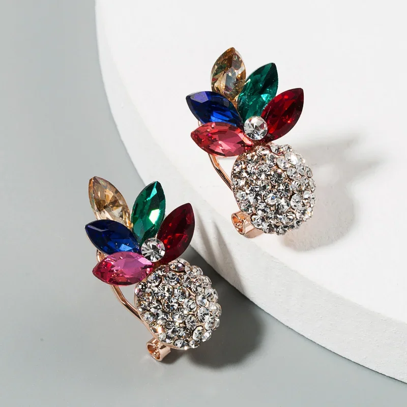 Корейский сплав инкрустированные цветными стразами серьги с ананасом модные