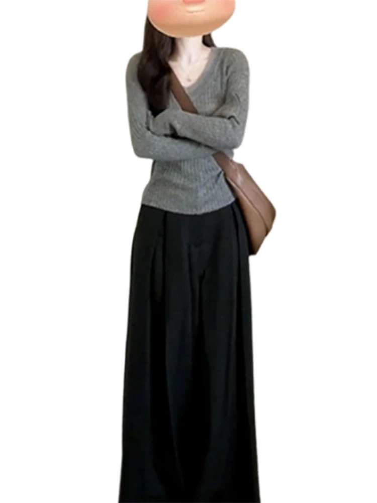 Gray V-neck Knit Sweater Women 2024 New Early Autumn Chic Beautiful Slim fit Long sleeve Top