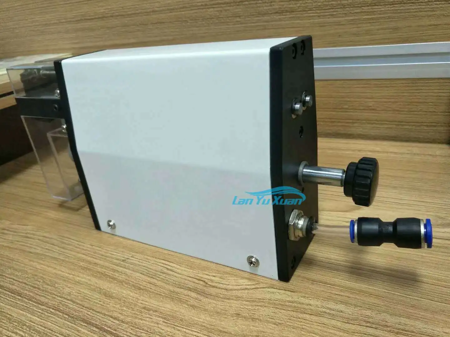 Вход 0 03-2 08 мм2 чистый пневматический кабель для зачистки проводов поставщики