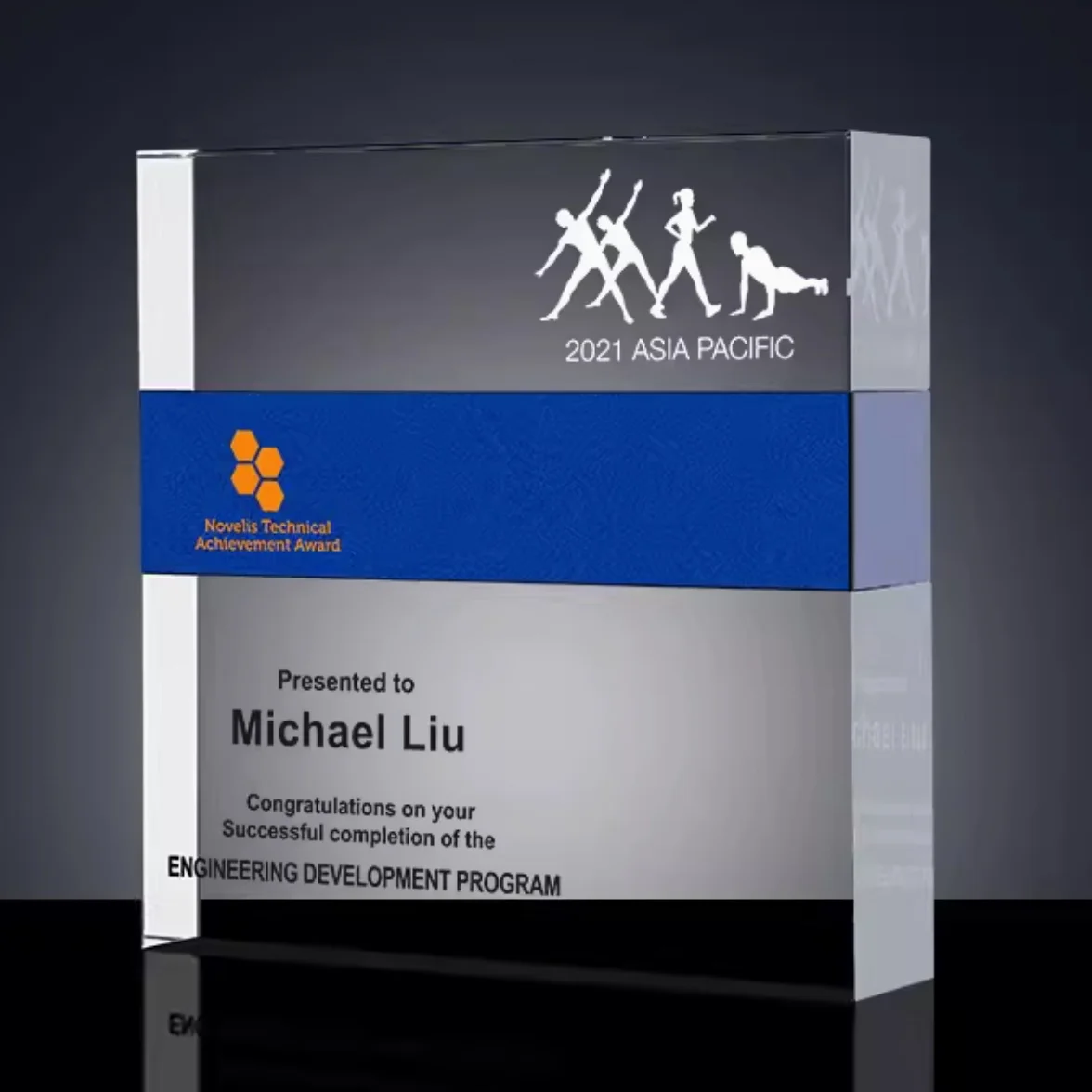 

Customized 150x150x35mm K9 Crystal Annual Meeting Employee Honor Medal Souvenir Trophy (UV Printing)