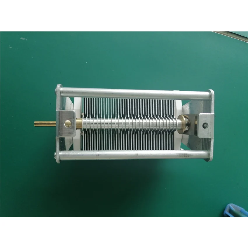 Регулируемый воздушный конденсатор 20-1000pF