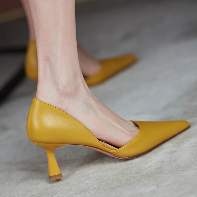 

Женские весенние элегантные босоножки на среднем каблуке, белые универсальные туфли на тонком каблуке в стиле ретро, кожаные туфли для банк...